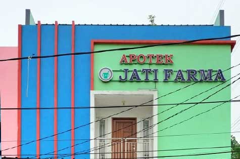Kesehatan di Ujung Jalan: Apotek Jati Farma Banjarparakan Hadir untuk Anda